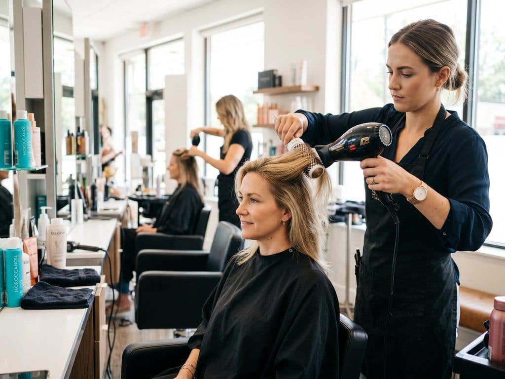 Cortes de pelo y peinados en la peluquería de Caldas de Reis